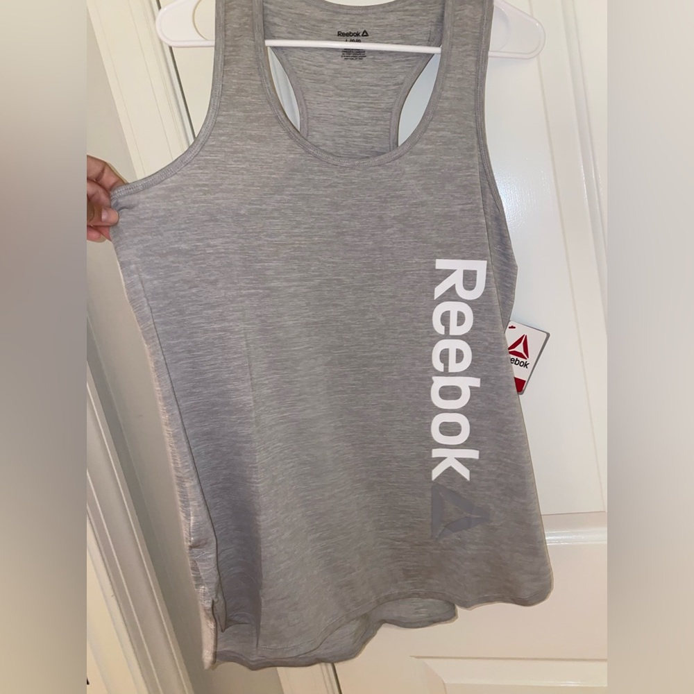 Gray Reebok tank - Picture 4 of 4